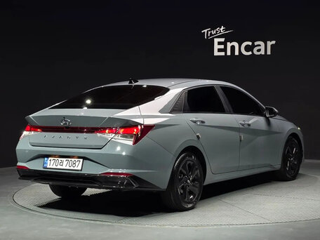 2022 Hyundai Avante VII, серый, 1656000 рублей, вид 2