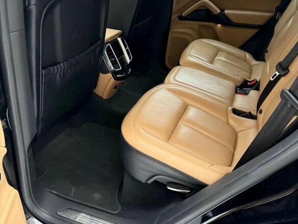 2015 Porsche Cayenne Diesel II Рестайлинг (958), чёрный, 4900000 рублей - вид 10