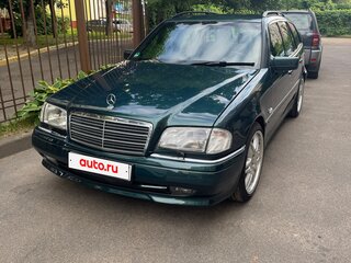 1997 Mercedes-Benz C-Класс 240 I (W202) Рестайлинг, зелёный, 2600000 рублей, вид 1