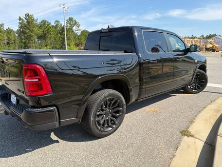 2026 Ram 1500 Crew Cab eTorque V Рестайлинг, чёрный, 9918887 рублей, вид 5