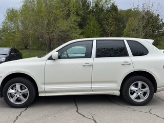 2008 Porsche Cayenne S I Рестайлинг (957), белый, 1700000 рублей, вид 4
