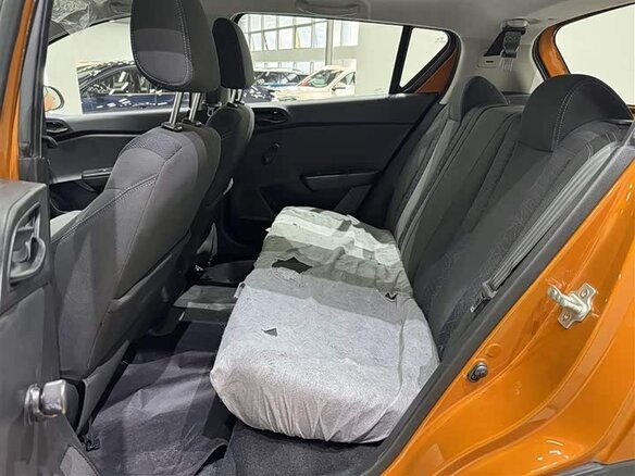 2019 Baojun 310 I, оранжевый, 1036000 рублей - вид 20