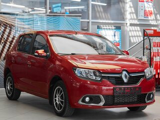 2015 Renault Sandero II, красный, 729000 рублей, вид 3