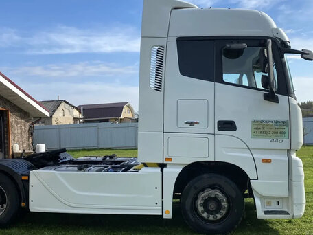 2023 Foton Auman EST A, белый, 3900000 рублей, вид 2
