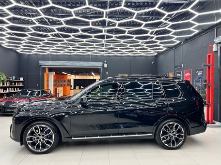 2025 BMW X7 40d I (G07) Рестайлинг, чёрный, 13800000 рублей, вид 3