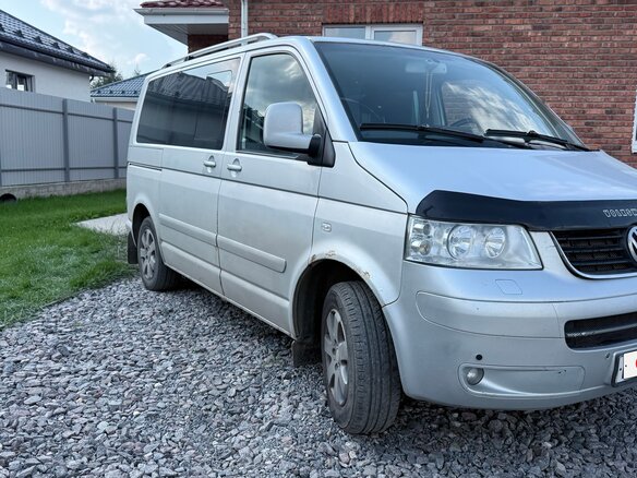 2006 Volkswagen Multivan T5, серый - вид 1