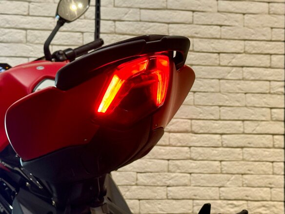 2026 MV Agusta Brutale 800, красный, 1680000 рублей - вид 9