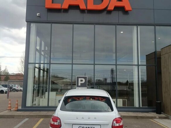 2026 Lada (ВАЗ) Granta I Рестайлинг, белый, 1119900 рублей - вид 7