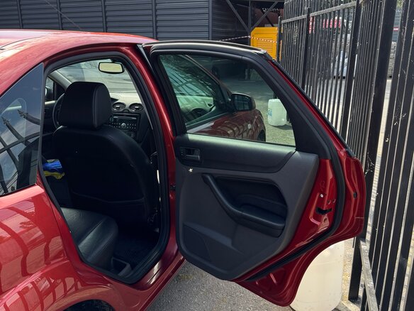 2006 Ford Focus II, красный, 550000 рублей - вид 23