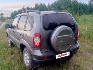 2015 Chevrolet Niva I Рестайлинг, серый, 600000 рублей, вид 4