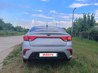 2018 Kia Rio IV, серебристый, 1250000 рублей, вид 5