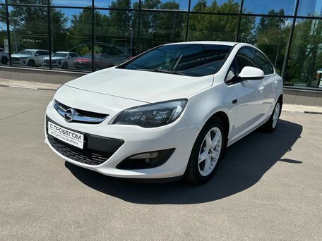 Opel Astra J Рестайлинг