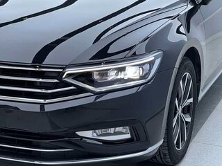 2022 Volkswagen Magotan B8 Рестайлинг, чёрный, 1791000 рублей, вид 2