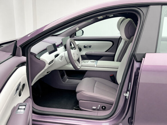 2026 Changan Qiyuan A06 28.39 kWh, фиолетовый - вид 8