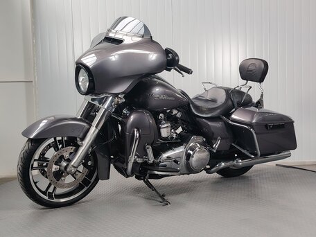 2014 Harley-Davidson Street Glide, серый, 1199000 рублей, вид 4