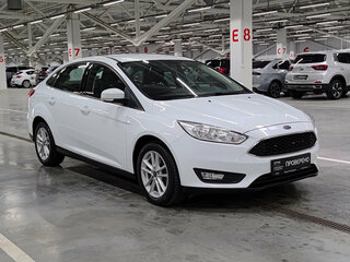 2018 Ford Focus III Рестайлинг, белый, 1229000 рублей, вид 3
