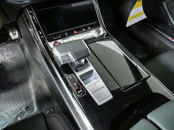 2026 Audi S8 IV (D5) Рестайлинг, чёрный, 21107520 рублей - вид 21