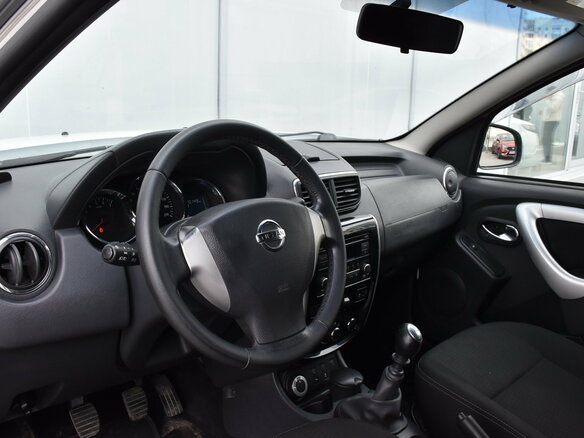 2016 Nissan Terrano III (D10), белый, 1280000 рублей - вид 12