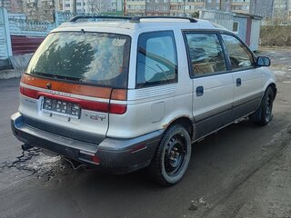 1997 Mitsubishi Chariot II, серебристый, 130000 рублей, вид 2