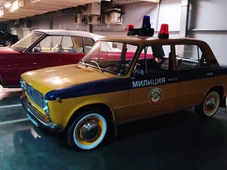 1979 Lada (ВАЗ) 21011, жёлтый, 1100000 рублей, вид 2