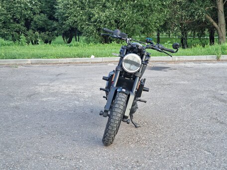 2023 Husqvarna Svartpilen 401, чёрный, 470000 рублей, вид 2