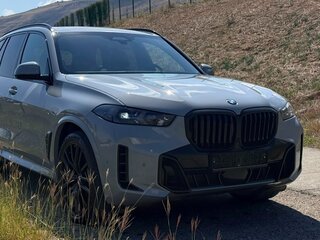 2025 BMW X5 40d IV (G05/G18) Рестайлинг, серый, 15500000 рублей, вид 4