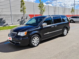 2014 Chrysler Voyager Grand V Рестайлинг, чёрный, 1850000 рублей, вид 1