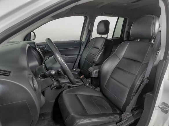 2012 Jeep Compass I Рестайлинг, белый, 773000 рублей - вид 9