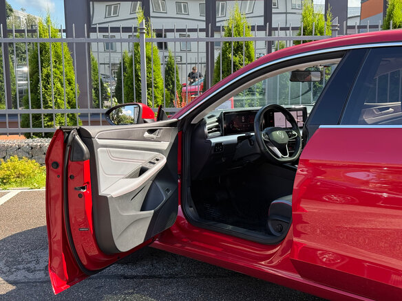 2023 Volkswagen Lamando L II, красный, 2090000 рублей - вид 33