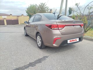 2017 Kia Rio IV, коричневый, 1400000 рублей, вид 5