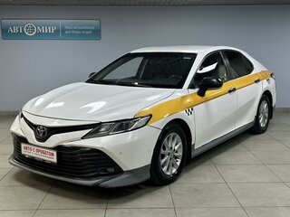 2019 Toyota Camry VIII (XV70), жёлтый, 1580000 рублей, вид 1