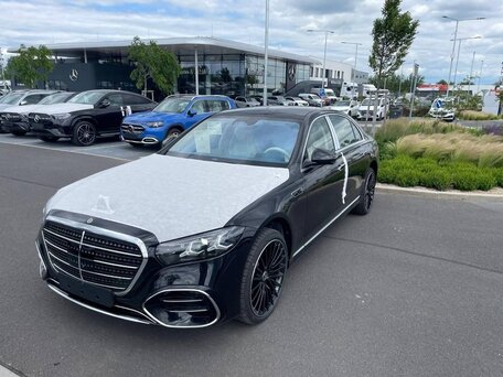 2026 Mercedes-Benz S-Класс 500 4MATIC VII (W223) Рестайлинг, чёрный, 25420000 рублей, вид 1