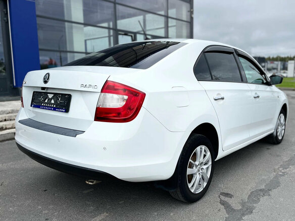 2016 Skoda Rapid I, белый, 790000 рублей - вид 9