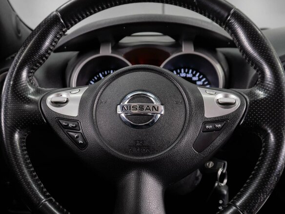 2011 Nissan Juke I, белый - вид 11
