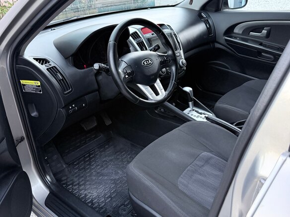 2012 Kia Ceed I Рестайлинг, серебристый, 950000 рублей - вид 8