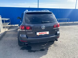 2007 Volkswagen Touareg I Рестайлинг, коричневый, 1099000 рублей, вид 2