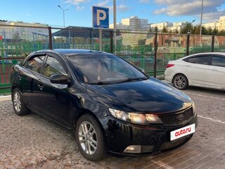 2010 Kia Cerato 6-speed II, чёрный, 520000 рублей, вид 2