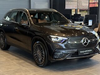 2025 Mercedes-Benz GLC 300 e II (X254), серый, 12100000 рублей, вид 3