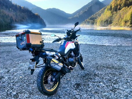2016 Honda CRF 1000L Africa Twin, белый, 1200000 рублей, вид 2