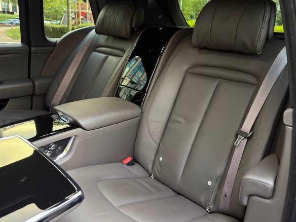 2022 Rolls-Royce Cullinan I (Series I), коричневый, 28450000 рублей - вид 25