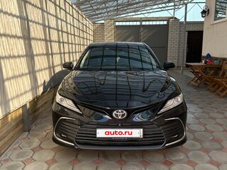 2021 Toyota Camry VIII (XV70) Рестайлинг, чёрный, 2750000 рублей, вид 1
