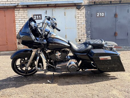 2012 Harley-Davidson Road Glide, чёрный, 920000 рублей, вид 1
