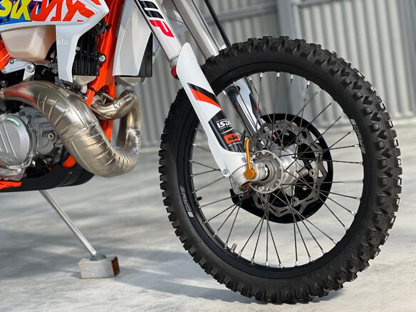 2021 KTM 250 EXC, белый - вид 9