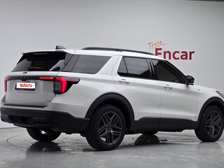 2024 Ford Explorer VI Рестайлинг, белый, 7180000 рублей, вид 2