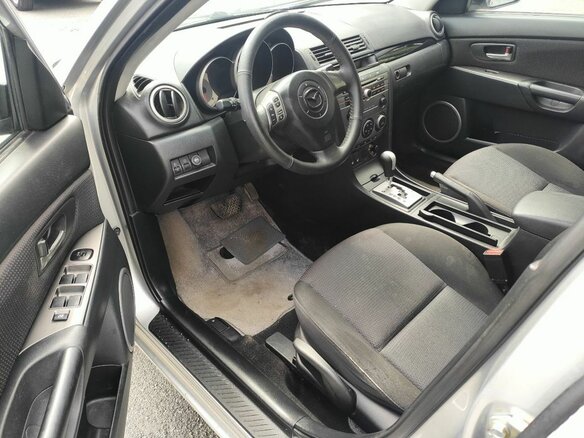 2007 Mazda 3 I (BK) Рестайлинг, серебристый, 535000 рублей - вид 24