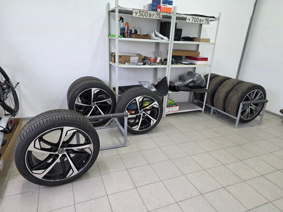 2016 Audi SQ7 I (4M), серый, 8050000 рублей - вид 5