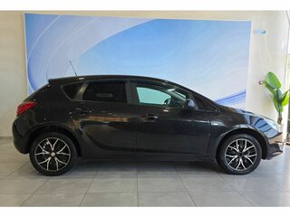 2010 Opel Astra J, чёрный, 830000 рублей, вид 5