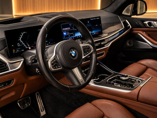 2024 BMW X7 40i I (G07) Рестайлинг, чёрный, 12600000 рублей, вид 5