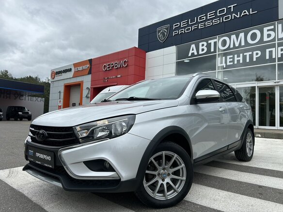 2019 Lada (ВАЗ) Vesta SW Cross I, серебристый, 1230000 рублей - вид 2