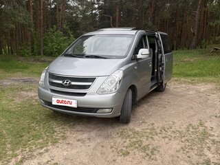 2012 Hyundai Grand Starex I, серебристый, 2200000 рублей, вид 1